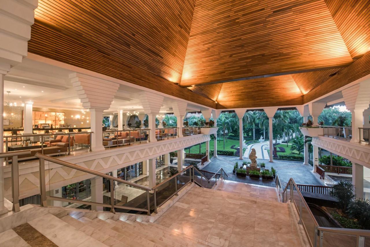 Grand Sunset Princess Playa del Carmen Eksteriør bilde The lobby of the Taj Bengal