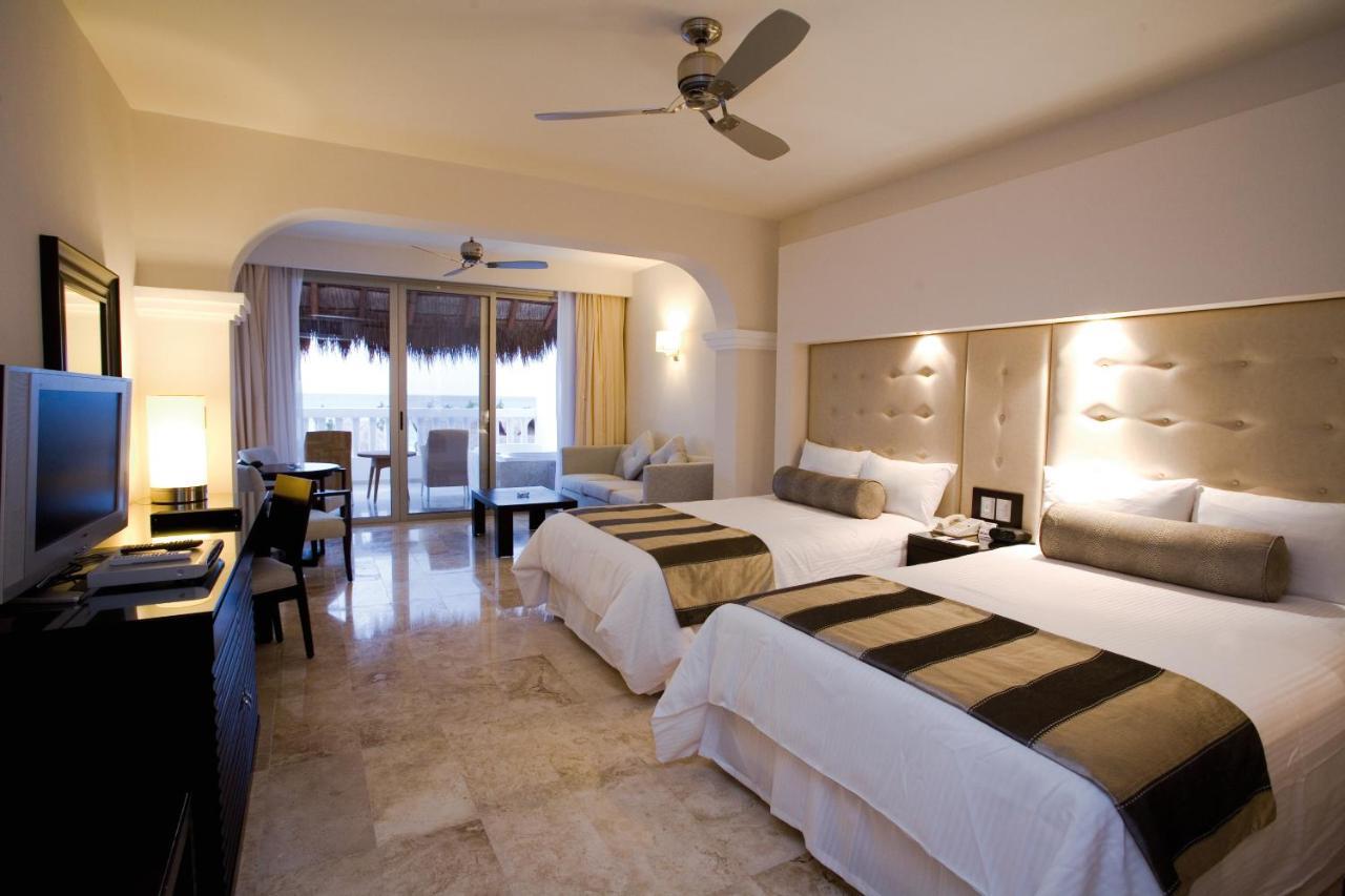 Grand Sunset Princess Playa del Carmen Eksteriør bilde A room at the Grand at Moon Palace